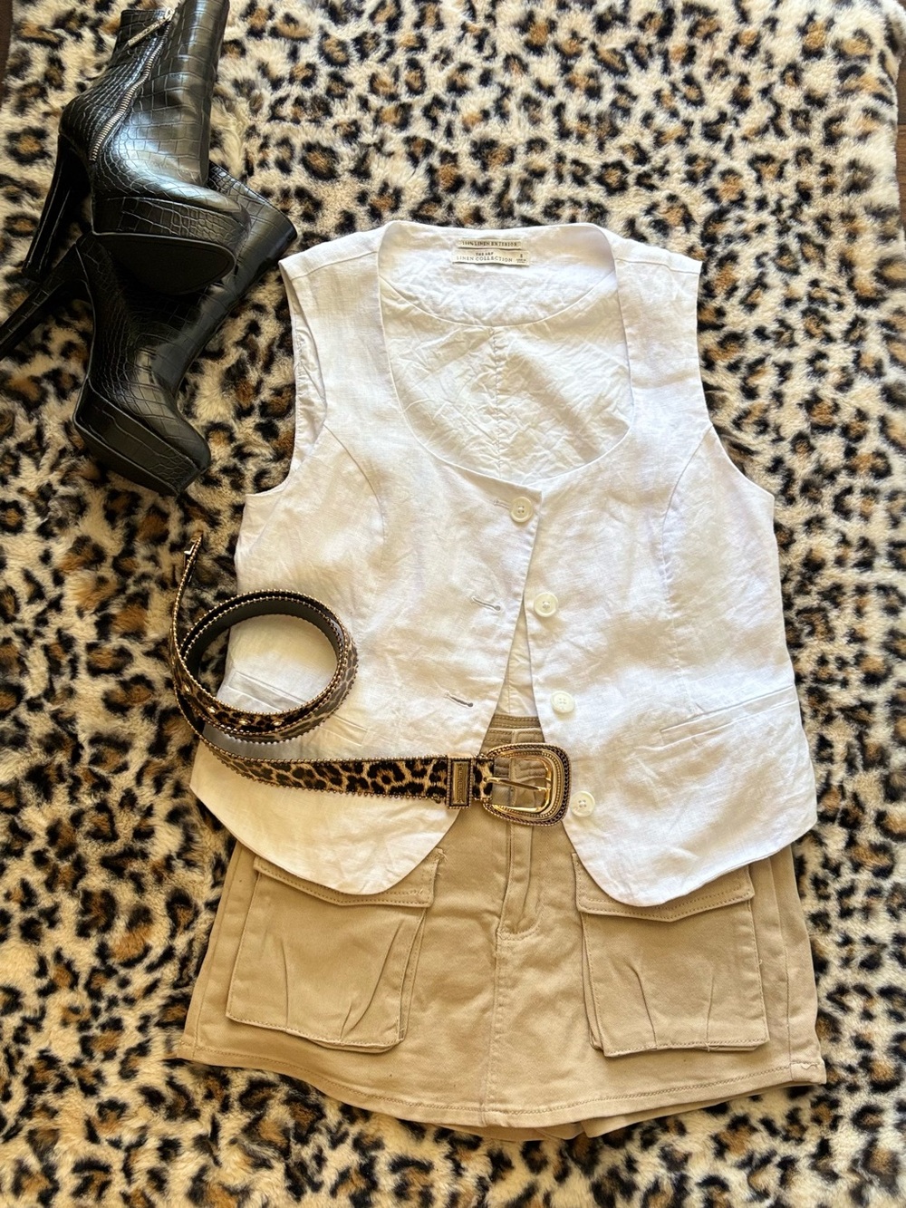 A&F Lightweight White Linen Vest